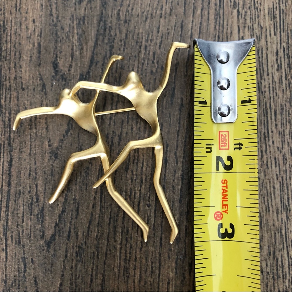 Broach Pin Gold Dancer - Picture 5 of 5